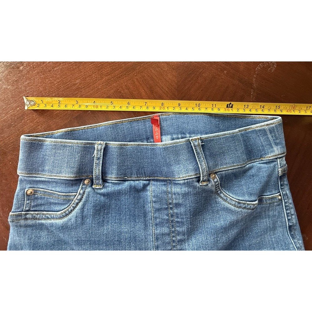 Spanx Pull On Flare Jeans Raw Hem Medium Wash Stretch Denim M Shaping - Picture 8 of 13